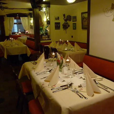 Schuster Und Gaestehaus 3*