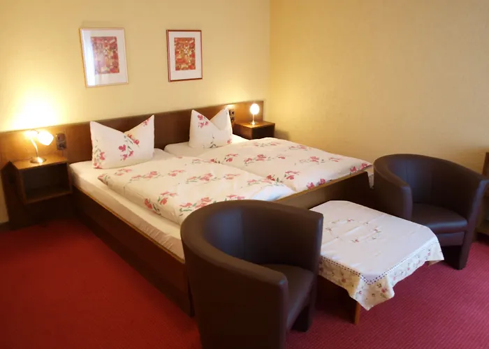 Готель Schuster Und Gaestehaus 3*