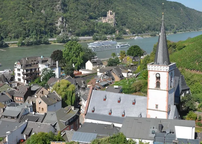 Schuster Und Gaestehaus Готель Рюдесгайм-ам-Райн